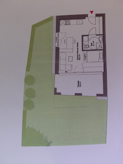 Neuwertige 1 Zimmerwohnung mit Garten und Tiefgarage in zentraler und ruhiger Lage