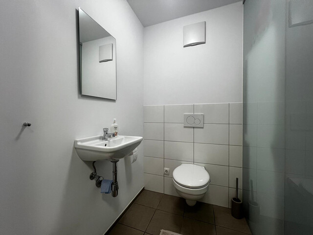 Wunderschöne 3 Zimmer-Gartenwohnung  (im Preis sind Miete, TG und Betriebskosten enthalten)