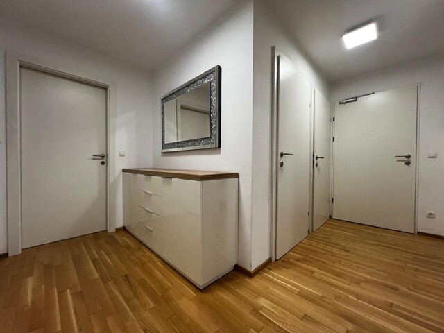 Wunderschöne 3 Zimmer-Gartenwohnung  (im Preis sind Miete, TG und Betriebskosten enthalten)