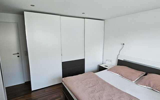 Moderne, möblierte und klimatisierte 3-Zimmer-Wohnung inkl. Tiefgaragenplatz