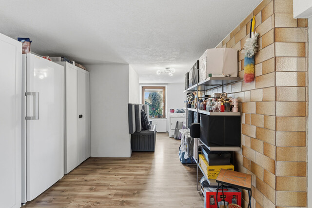 Platz für Familie, Beruf und Ideen - Teilsaniertes Haus mit Einliegerwohnung