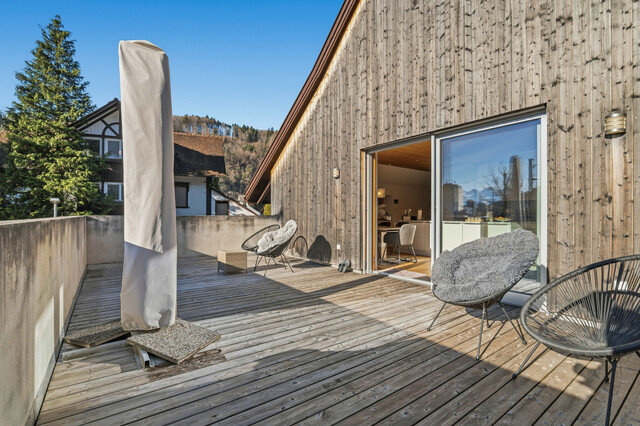 Platz für Familie, Beruf und Ideen - Teilsaniertes Haus mit Einliegerwohnung