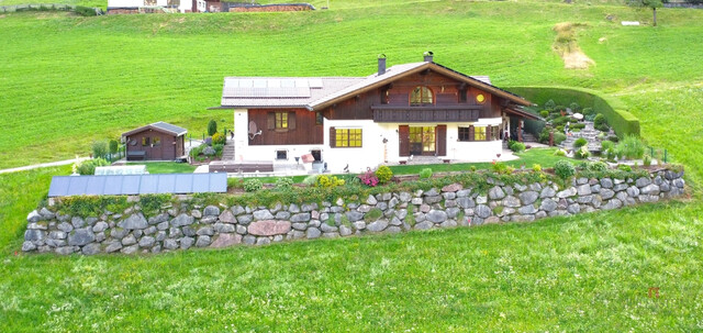Ländliche idylle mit Privatsphäre und imposantem Panorama am Fuße des Arlberg