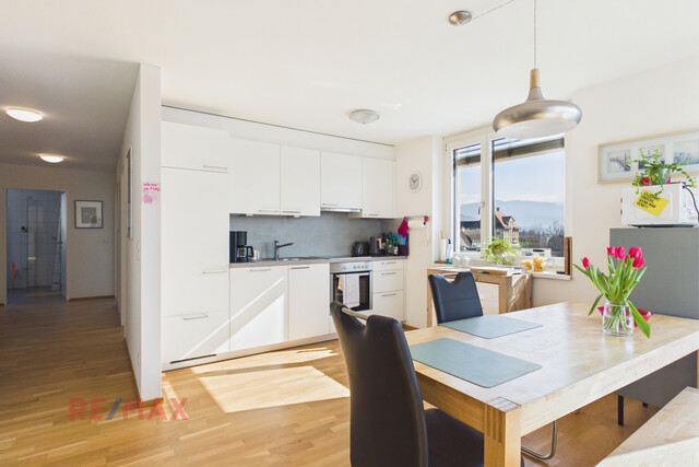 Helle, komfortable Dachgeschosswohnung in Bregenz mit 3 Zimmern und bester Infrastruktur