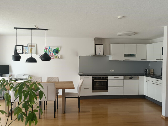 Traumhafte 4-Zimmerwohnung mit Aussicht!