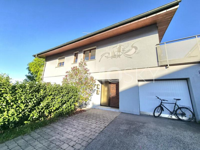 Wohnhaus für zwei Familien in erstklassiger Lage von Altach