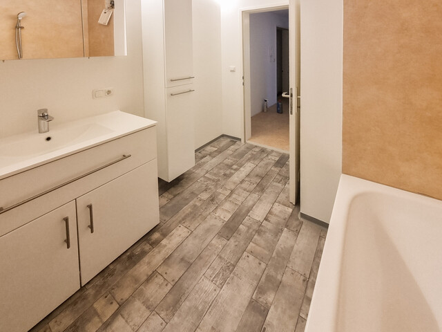 3-Zimmerwohnung im Dachgeschoss (Pauschalmiete inkl. BK & Strom) - Top7