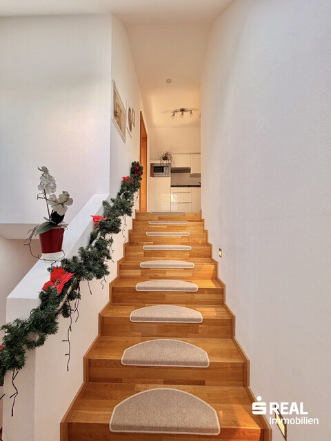 Kleine Wohnanlage, großes Wohngefühl - ca. 112 m² auf zwei Ebenen!                                                             ca. EUR 148.000,00 Wohnbauförderung!