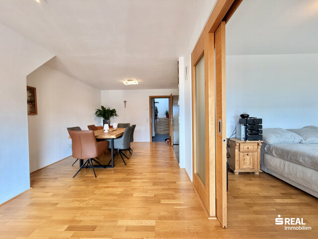 Kleine Wohnanlage, großes Wohngefühl - ca. 112 m² auf zwei Ebenen!                                                             ca. EUR 148.000,00 Wohnbauförderung!