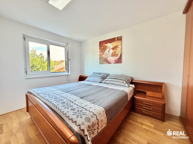 Kleine Wohnanlage, großes Wohngefühl - ca. 112 m² auf zwei Ebenen!                                                             ca. EUR 148.000,00 Wohnbauförderung!