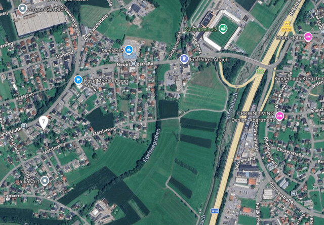 Modernes Einfamilienhaus mitten im Rheintal