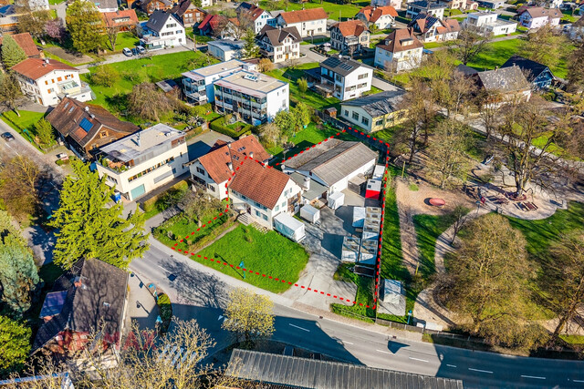 Hier beginnt Ihre Zukunft – Großes Grundstück für große Pläne