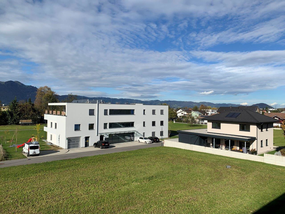 Exklusive 4-Zimmer-Penthouse/Terrassen-Wohnung in Feldkirch-Altenstadt "Rebbündten 27a" für SIE ab sofort beziehbar