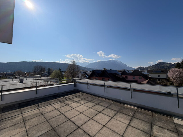 Charmante 2 Zimmer Wohnung mit grosser Dachterrasse in Toplage von Feldkirch