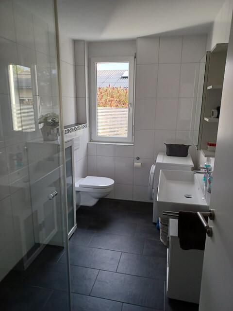 Sehr schöne 2-Zimmer-Eckwohnung mit viel Licht!