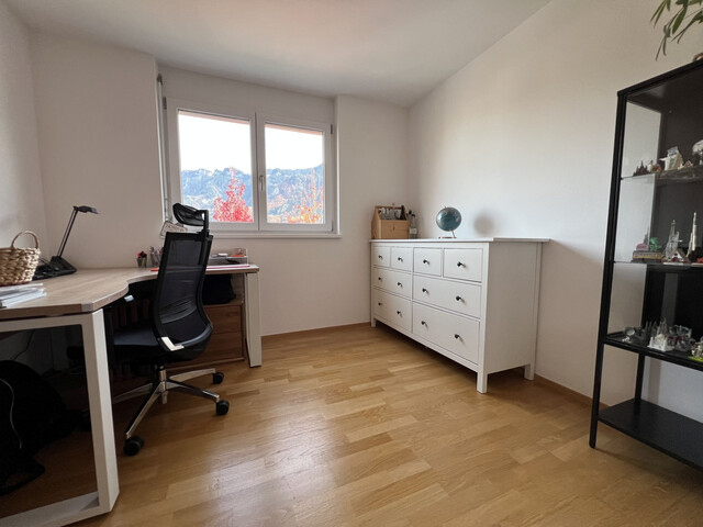 SONNIGE 4-ZIMMER WOHNUNG MIT GROSSER TERRASSE