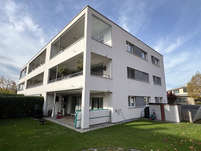 SONNIGE 4-ZIMMER WOHNUNG MIT GROSSER TERRASSE