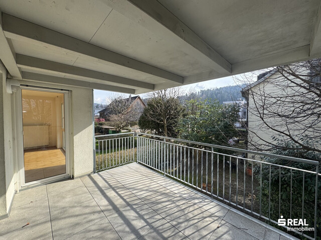 Charmante 3-Zimmer-Wohnung mit großzügigem Balkon in Nofels