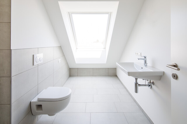 Helle 2-Zimmer-Dachgeschosswohnung | B10