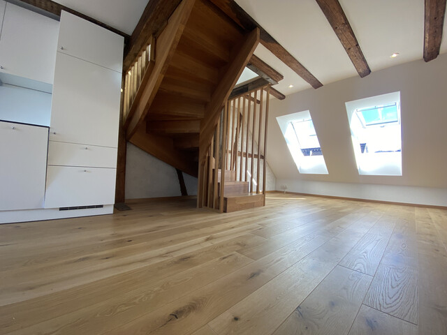 "ohne Provision" besondere 2 Zimmer Wohnung in zentraler Lage