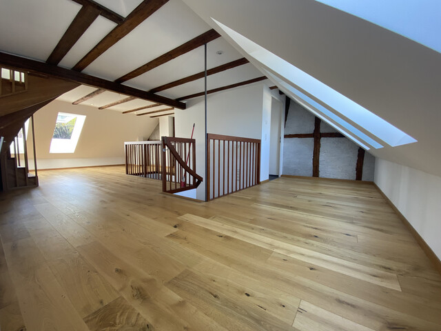 "ohne Provision" besondere 2 Zimmer Wohnung in zentraler Lage