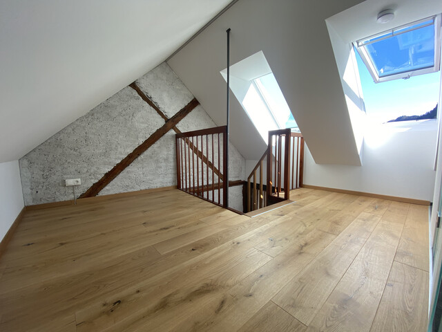 "ohne Provision" besondere 2 Zimmer Wohnung in zentraler Lage
