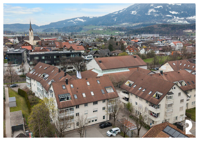 ZENTRALE 3-ZIMMER-WOHNUNG MIT WINTERGARTEN UND TIEFGARAGENPLATZ IN NENZING