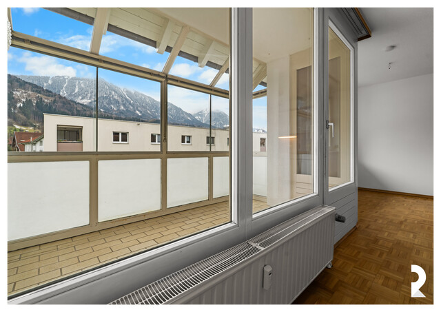 ZENTRALE 3-ZIMMER-WOHNUNG MIT WINTERGARTEN UND TIEFGARAGENPLATZ IN NENZING