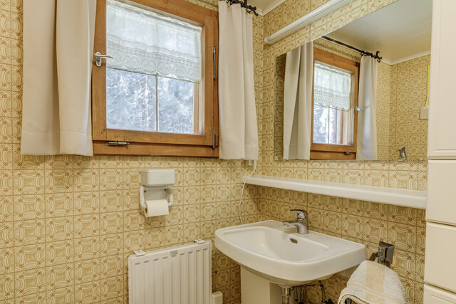 Entzückendes Ferienhaus im Bregenzerwald. Paradies im Grünen mit riesigem Garten, 2 Sonnenterassen und direkte Nähe zum Lift.
