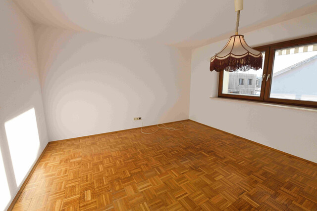 Attraktives Einfamilienhaus in ruhiger Lage mit großem Garten in Hard