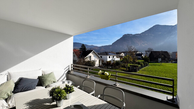 4-Zi-Wohnung mit großer Loggia.