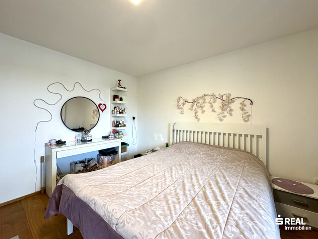 Modernisierte 4-Zimmer-Wohnung mit Balkon & Garage