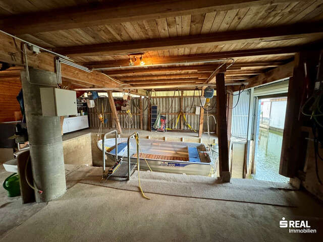 Ferienhaus am Bodensee - Wohnen direkt am Wasser mit Bootsgarage