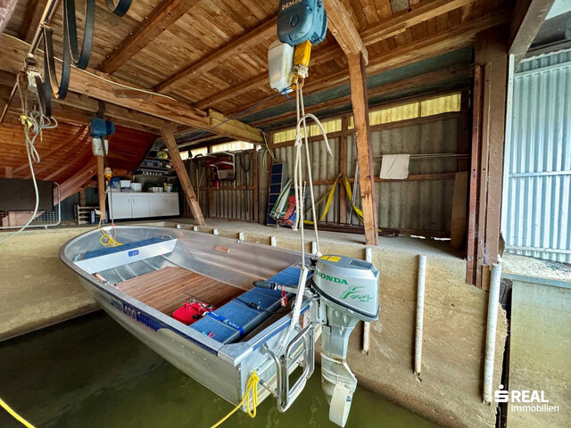 Ferienhaus am Bodensee - Wohnen direkt am Wasser mit Bootsgarage