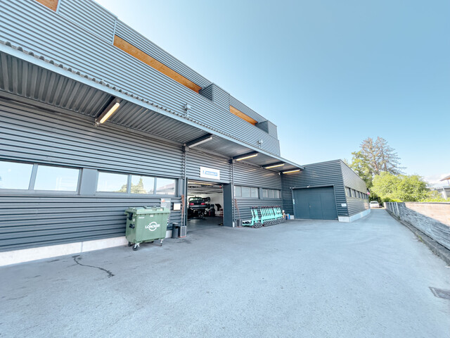 Attraktives Wohn- und Geschäftshaus in frequentierter Lage von Hard