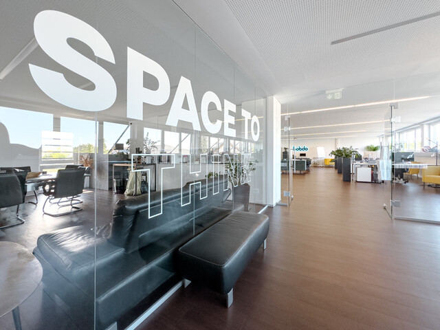 Attraktives Wohn- und Geschäftshaus in frequentierter Lage von Hard