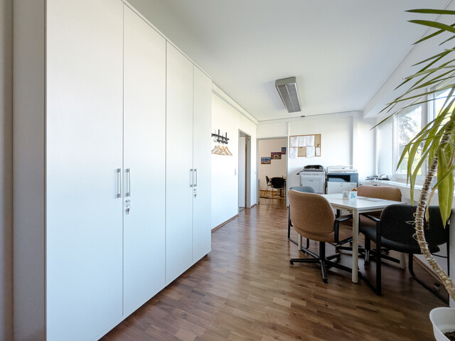 Attraktives Wohn- und Geschäftshaus in frequentierter Lage von Hard