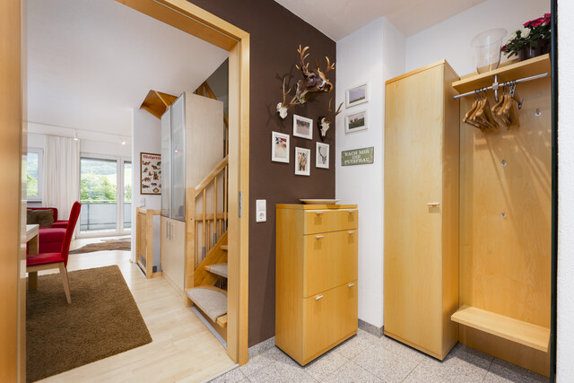 Ferienhausgewidmete 4-Zimmer-Maisonette mit Garage – Nähe Arlberg