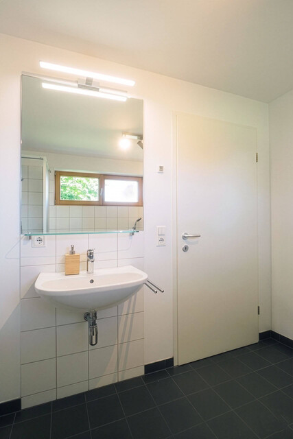 Wohlfühlcharakter im Dachgeschoß: 3 ZiWo mit freiem Blick ins Grüne von Feldkirch