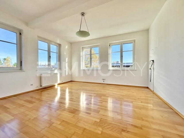 Sonniges Zuhause mit 2 Garagenplätzen