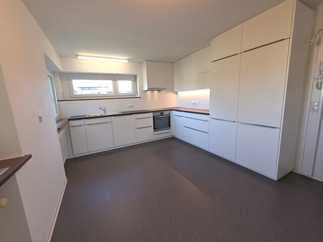 Schöne 4 - Zimmer -  Erdgeschosswohnung mit großer Terrasse in einem ruhigen Zweifamilienwohnhaus in Götzis!