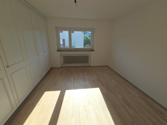 Schöne 4 - Zimmer -  Erdgeschosswohnung mit großer Terrasse in einem ruhigen Zweifamilienwohnhaus in Götzis!