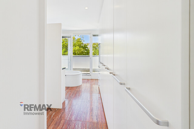 Innenstadt-Luxus: 247 m² pure Eleganz auf zwei Wohnebenen
