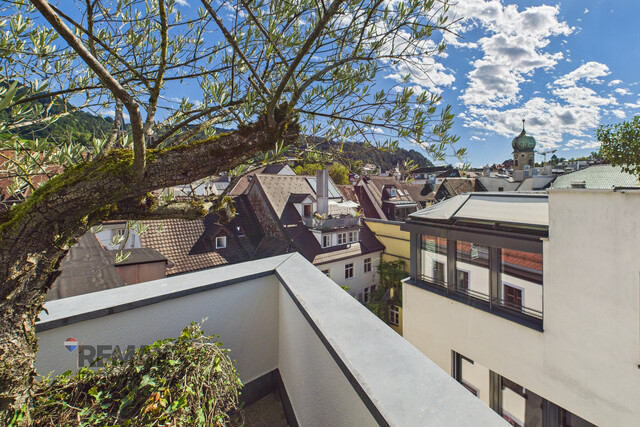 Innenstadt-Luxus: 247 m² pure Eleganz auf zwei Wohnebenen