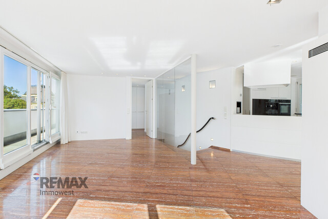 Innenstadt-Luxus: 247 m² pure Eleganz auf zwei Wohnebenen
