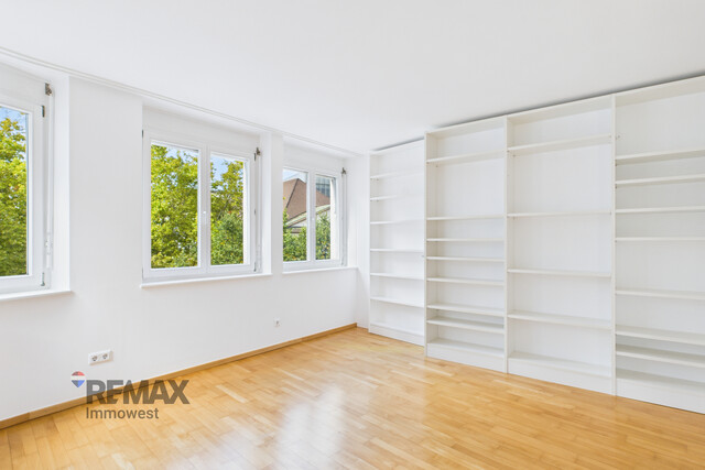 Innenstadt-Luxus: 247 m² pure Eleganz auf zwei Wohnebenen