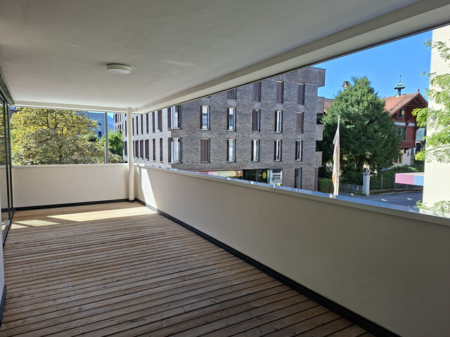 Schöne 3-Zimmer-Wohnung im Zentrum, mit großem Balkon, inkl. TG-Platz