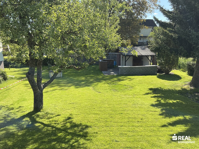 Grundstück in ruhiger Lage