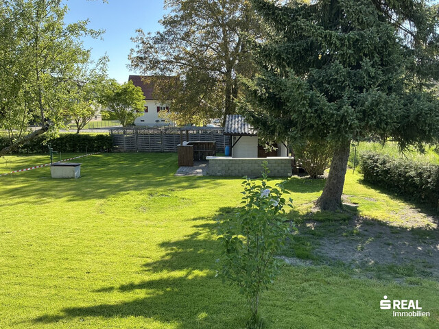 Grundstück in ruhiger Lage