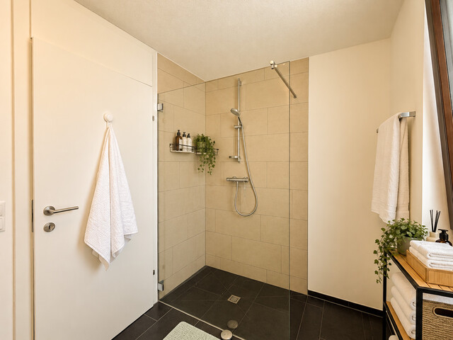 Moderne 2-Zimmer-Wohnung mit überdachter Terrasse in Schwarzach